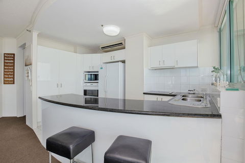 The Waterford On Main Beach - Grafton Accommodation 17