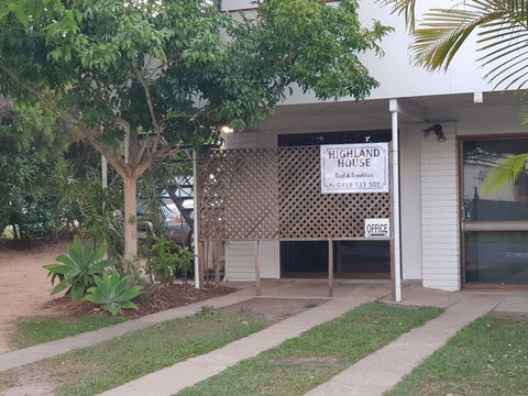 Highland House - Grafton Accommodation 27