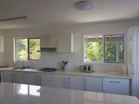 Highland House - Grafton Accommodation 17