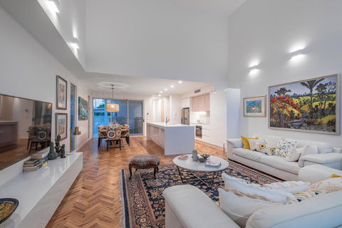 Noosa Villas - Grafton Accommodation 10