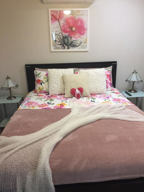 Shasta Place - Grafton Accommodation 1