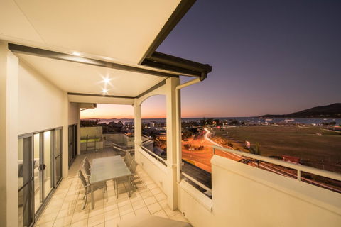 Portside Whitsunday Luxury Holiday Apartments - Grafton Accommodation 18