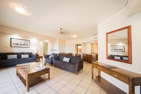 Portside Whitsunday Luxury Holiday Apartments - Grafton Accommodation 6