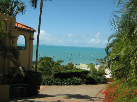 Toscana Village Resort - Grafton Accommodation 4
