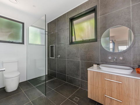 Sam's Buderim Mountain Guest House - Grafton Accommodation 5
