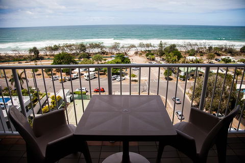 Elouera Tower - Grafton Accommodation 5
