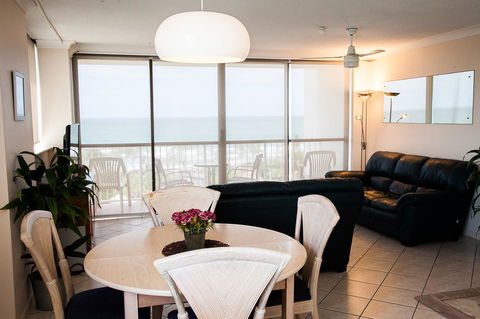 Elouera Tower - Grafton Accommodation 25