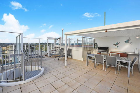 Elouera Tower - Grafton Accommodation 4