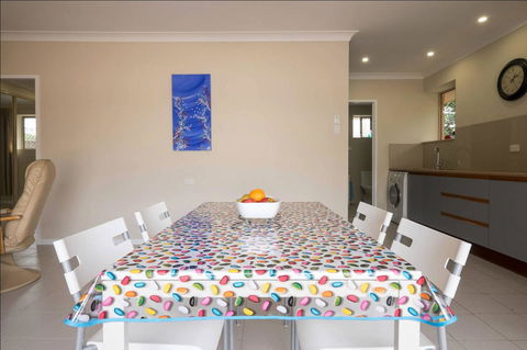 The Villa At The Bay - Grafton Accommodation 11