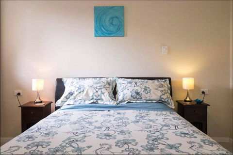The Villa At The Bay - Grafton Accommodation 6