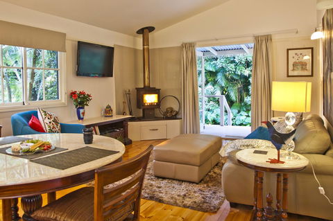 Curtis Falls Cottage - Grafton Accommodation 13