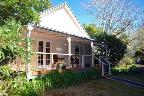 Curtis Falls Cottage - Grafton Accommodation 0