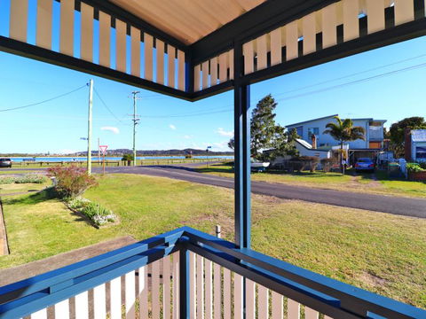 Waterside Retreat - Grafton Accommodation 0