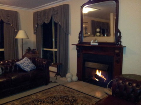 Waterview Gardens B&B - Grafton Accommodation 3