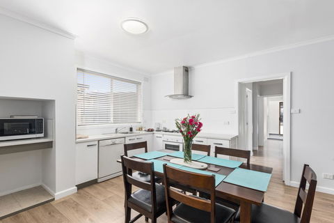 Wattle Grove Villa - Grafton Accommodation 0