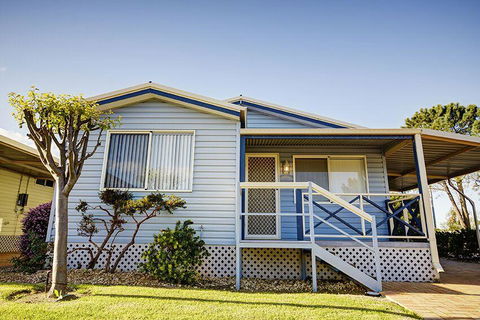 Wavecrest Village & Tourist Park - Grafton Accommodation 0