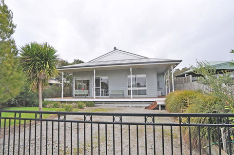 WELCOME BREAK - PET FRIENDLY - Grafton Accommodation 0