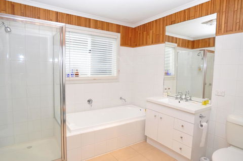 WELCOME BREAK - PET FRIENDLY - Grafton Accommodation 3