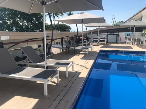 Welcome To The Centre Of Paradise - Grafton Accommodation 2