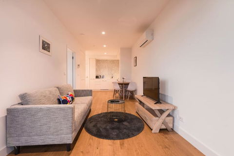 Whitehorse Tower Deluxe 1 Bedroom With View - Grafton Accommodation 2