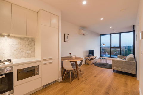 Whitehorse Tower Deluxe 1 Bedroom With View - Grafton Accommodation 3
