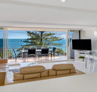 Wickham Point Unit 2 44 Victoria Tce Kings Beach - Grafton Accommodation