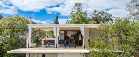 Willow Upon Avon Accommodation - Grafton Accommodation 0