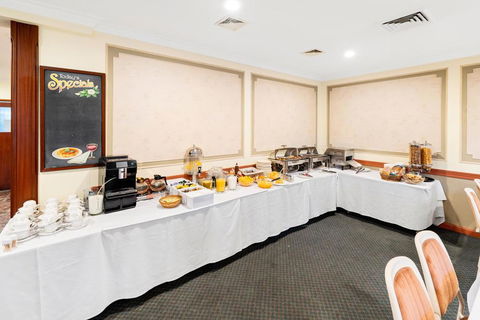 WM Hotel Bankstown - Grafton Accommodation 3