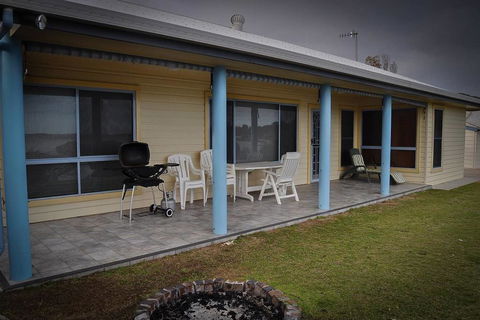 Wrightaway - Grafton Accommodation 2