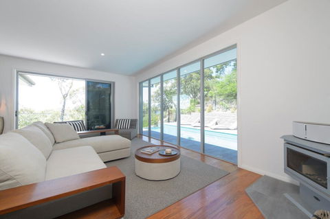 YARINGA - Retreat Style Accomodation With Swimming Pool - Grafton Accommodation 0