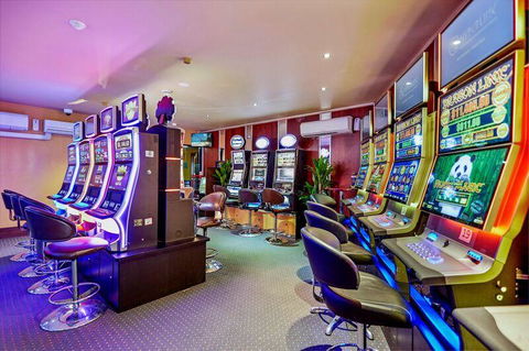 Yandina Hotel - Grafton Accommodation 3