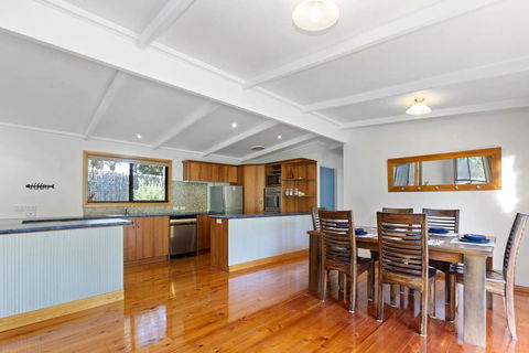 YARRABEE - The Perfect Getaway! - Grafton Accommodation 1