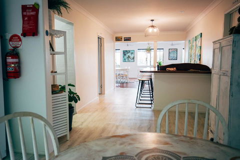 Yeppoon Beachhouse - Grafton Accommodation 1