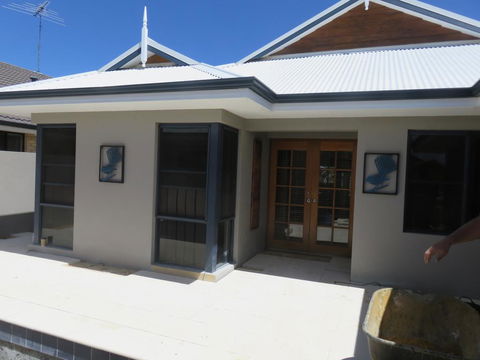 Yunderup Canal Getaway - Grafton Accommodation 1