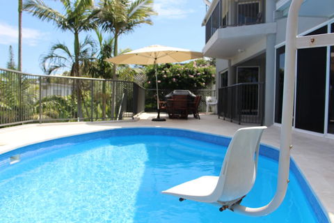 Zaffiro Beach House - Grafton Accommodation 1