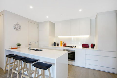Heart Of St Kilda  Infinity Pool+Parking+WIFI - Grafton Accommodation 3