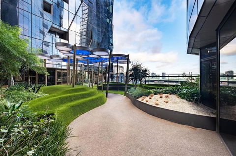A Lux 2BR Apt Next To Southern Cross City Views - Grafton Accommodation 2