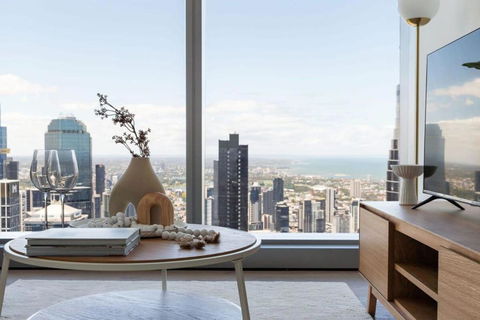 A 2BR Apt With Stunning City Views FREE Parking - Grafton Accommodation 0