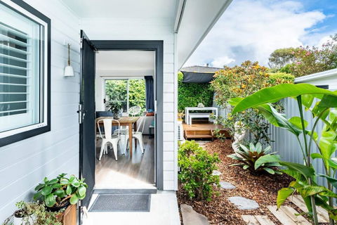 A Chic Coastal Hideaway At Toowoon Bay Beach - Grafton Accommodation 0