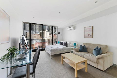 A Chic Studio Only A 4-min Walk To Victoria Market - Grafton Accommodation 0