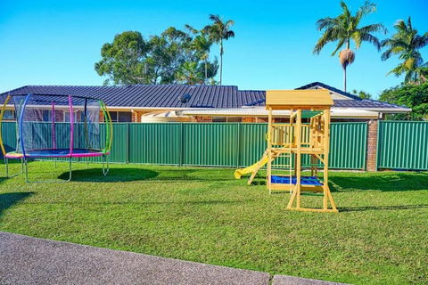 A Kids Dream & Paradise For Parents - Grafton Accommodation 3