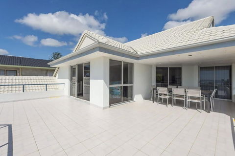 A Perfect Stay - Serendipity - Grafton Accommodation 3