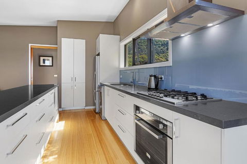 Achilles - Grafton Accommodation 3