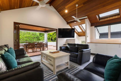 A Perfect Stay - Clarkes Beach Villa - Grafton Accommodation 3