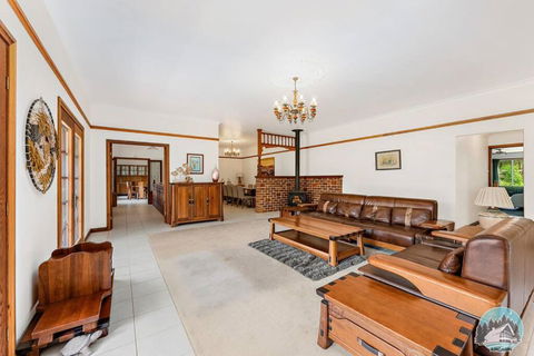 Aircabin - KANGY ANGY - Rural Retreat 4 Bedrooms - Grafton Accommodation 1