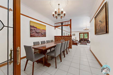 Aircabin - KANGY ANGY - Rural Retreat 4 Bedrooms - Grafton Accommodation 2