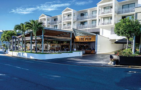 Airlie Beach Hotel - Grafton Accommodation 2