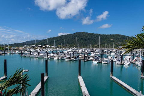 Airlie Breezes At The Boathouse - Grafton Accommodation 2