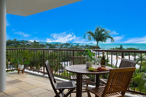 Airlie Horizon - Grafton Accommodation 3