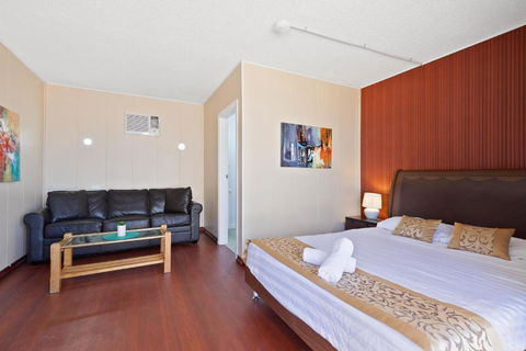 Albion Motel Finley - Grafton Accommodation 0